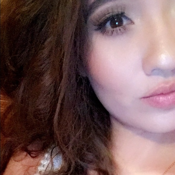 Meet your Posher, Ashley - Picture 1 of 1